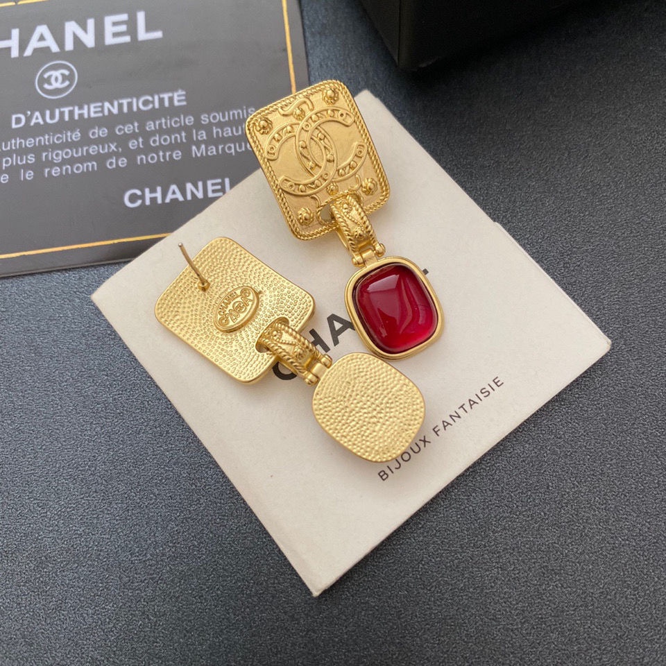 A1191 Chanel vintage earrings