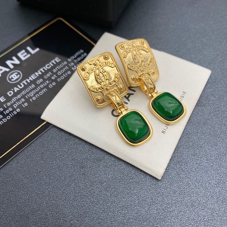 A1191 Chanel vintage earrings