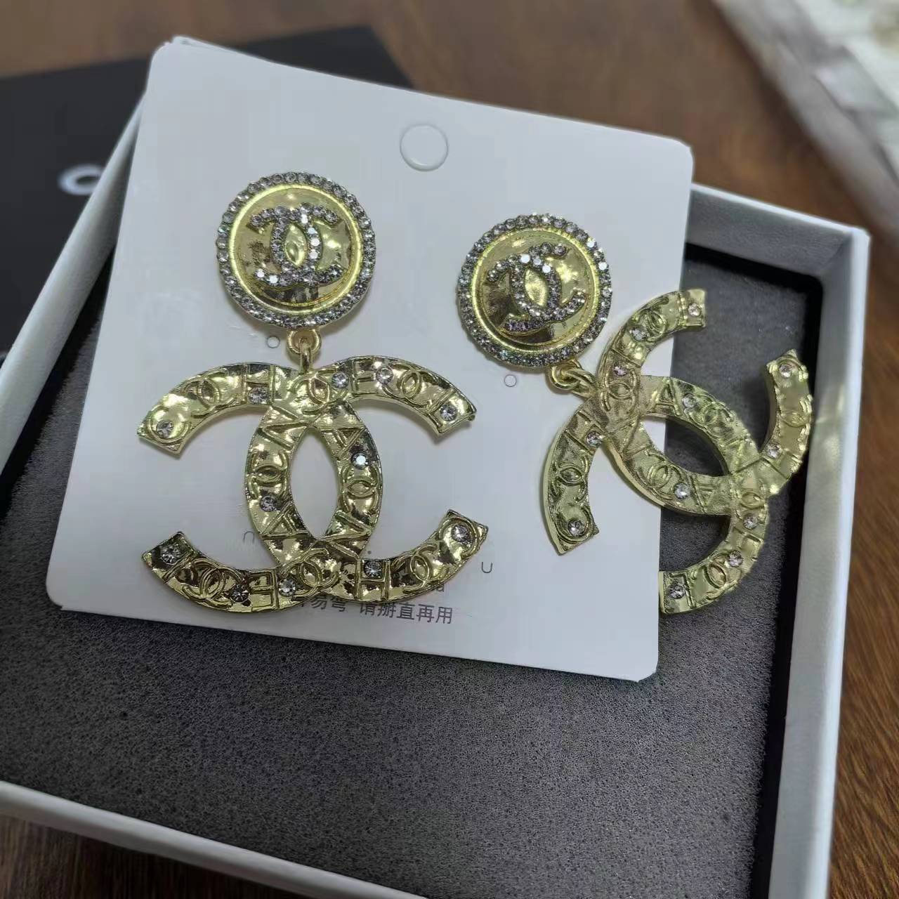 Special sales! C001 Chanel earrings