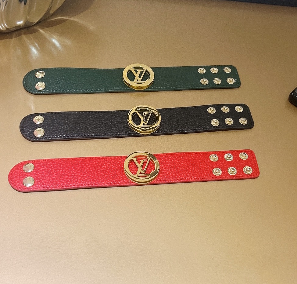 LV Louis vuitton leather bracelet 114804