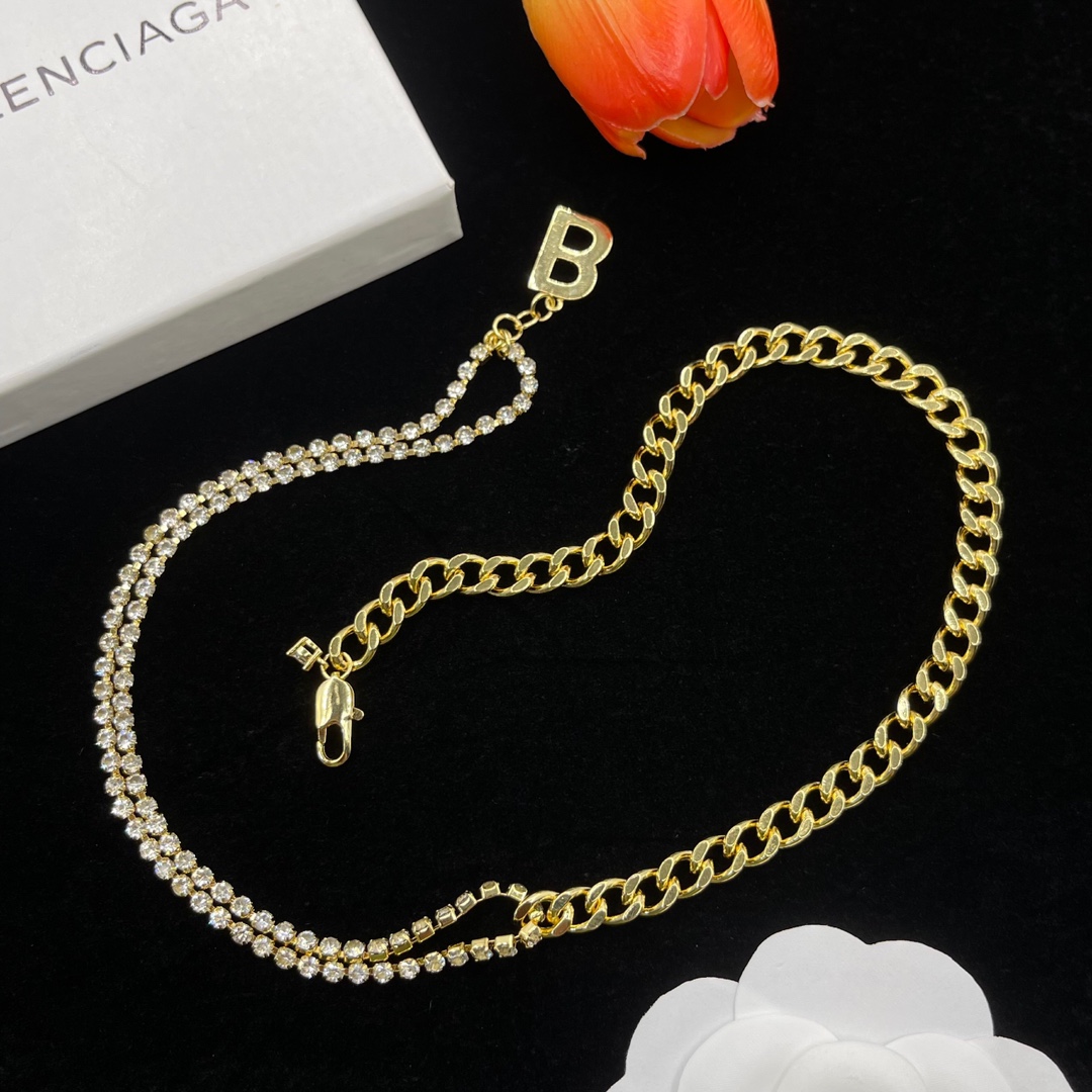 Balenciaga necklace 114867