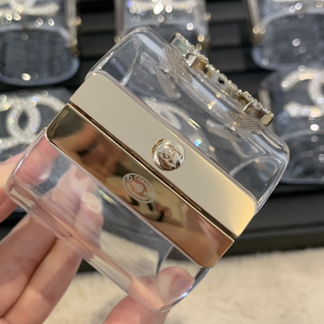 Chanel transparent  Acrylic CC Bracelet 114873