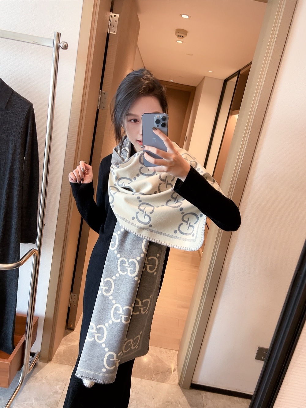 GUCCI Long wool scarf