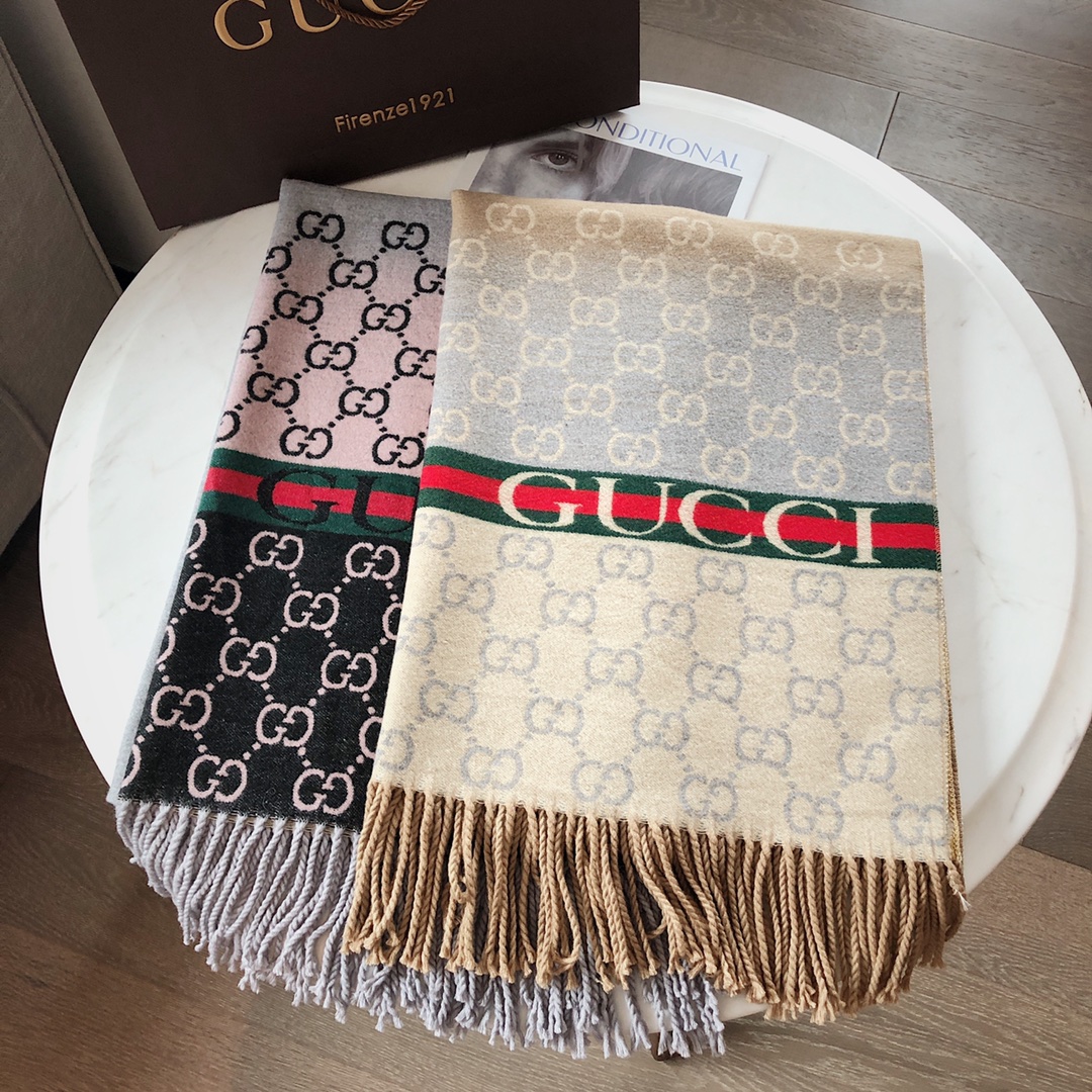 GUCCI Long wool scarf