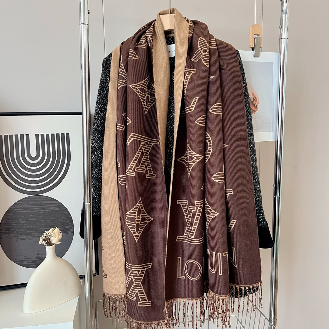 LV Long wool scarf