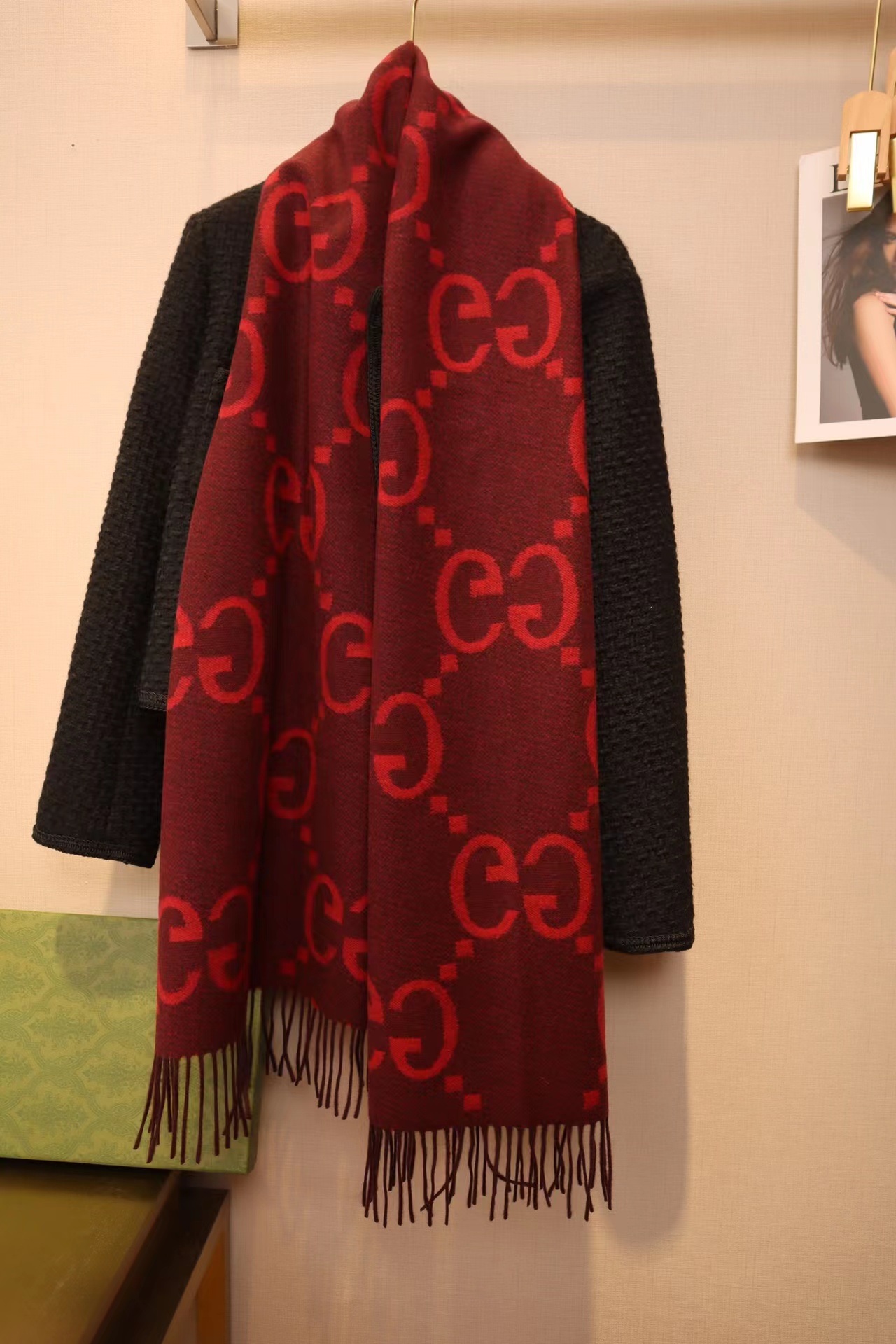 GUCCI wool scarf