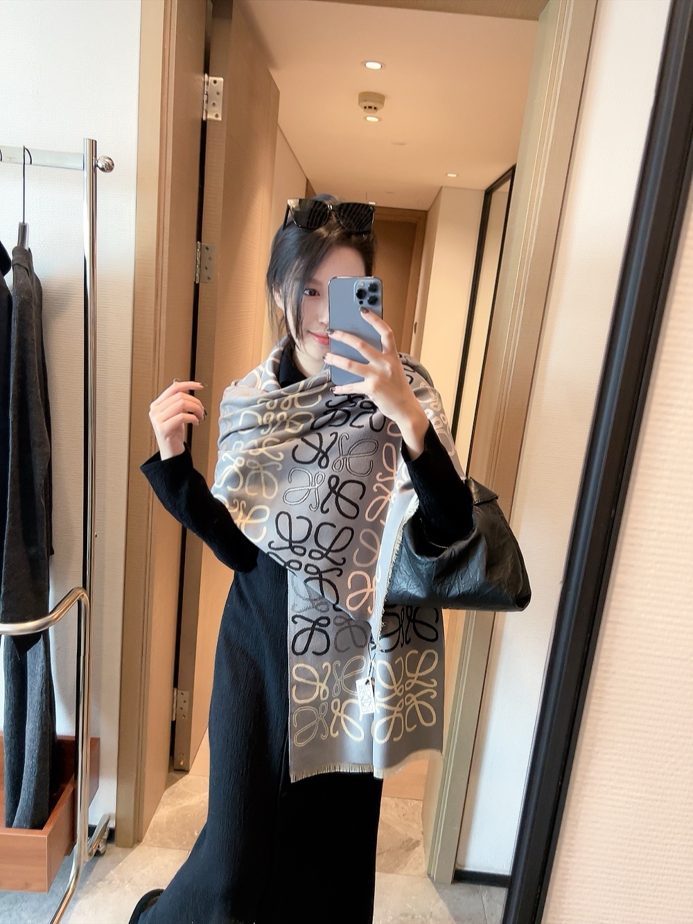 LOEWE Long wool scarf