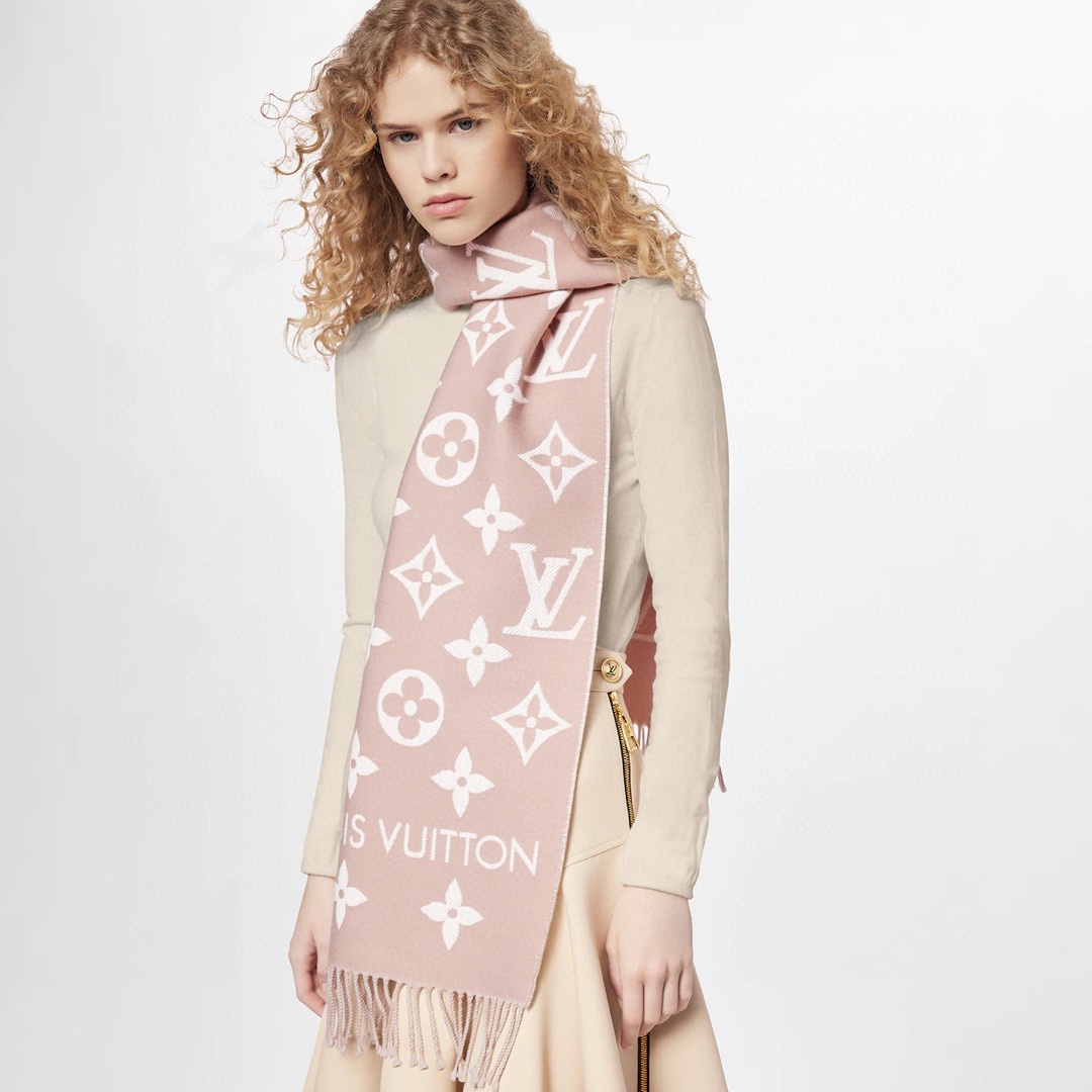 LV ESSENTIAL Monogram wool scarf M77853