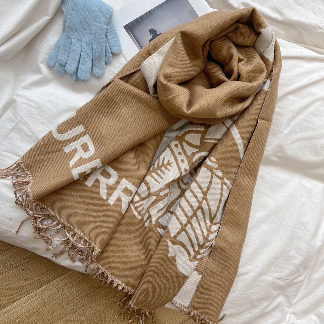 Burberry Long woof scarf