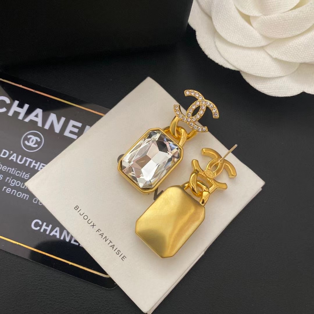 A1238 Chanel earrings