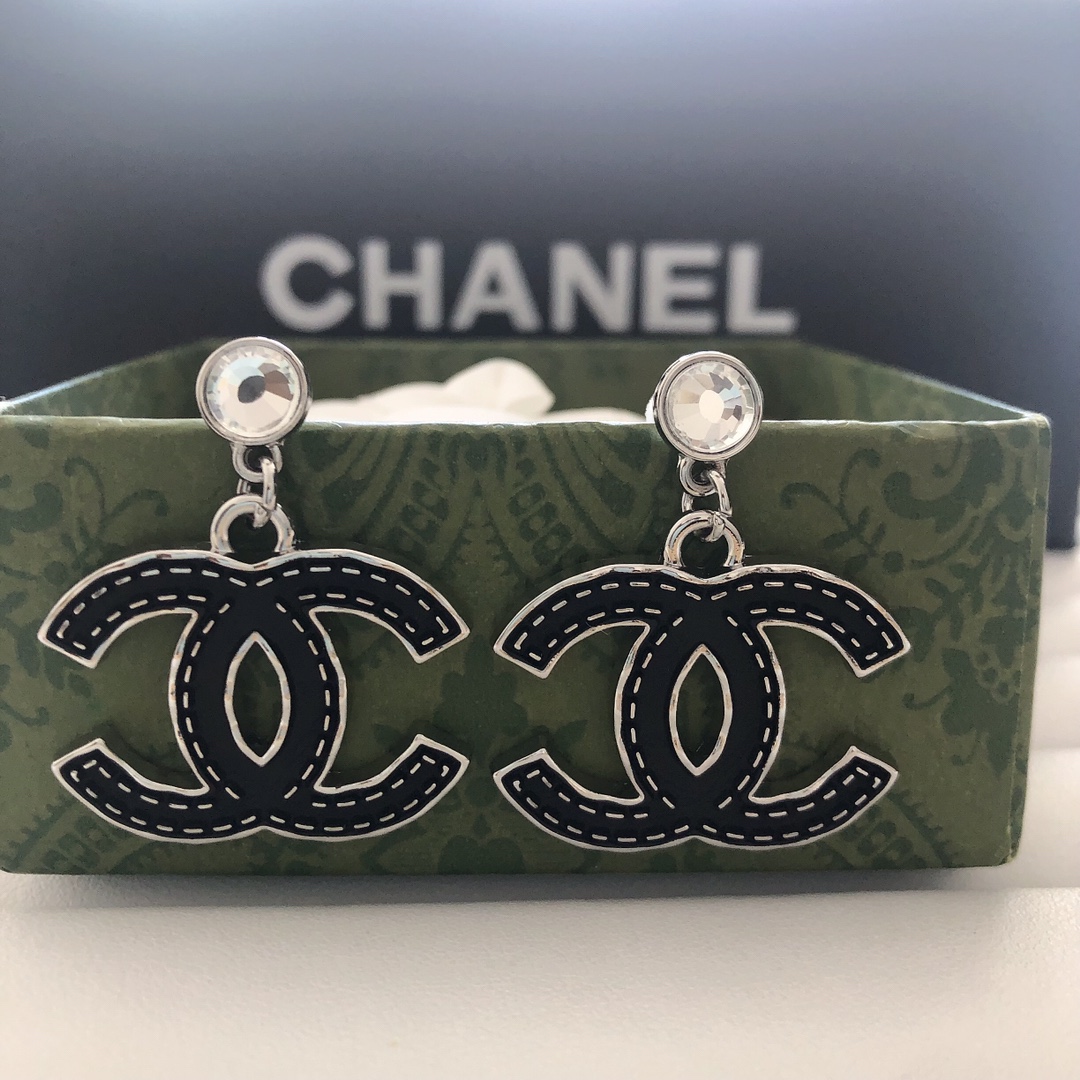 Chanel earrings 115159