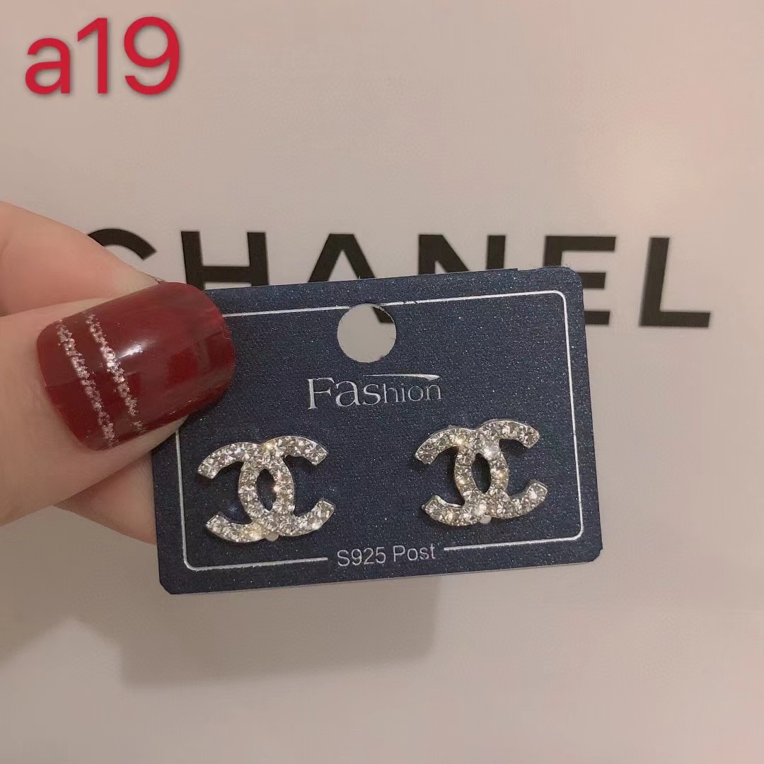 Big sale! New Chanel cc earrings