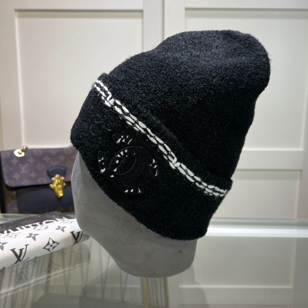 Chanel Knitted hat 115185