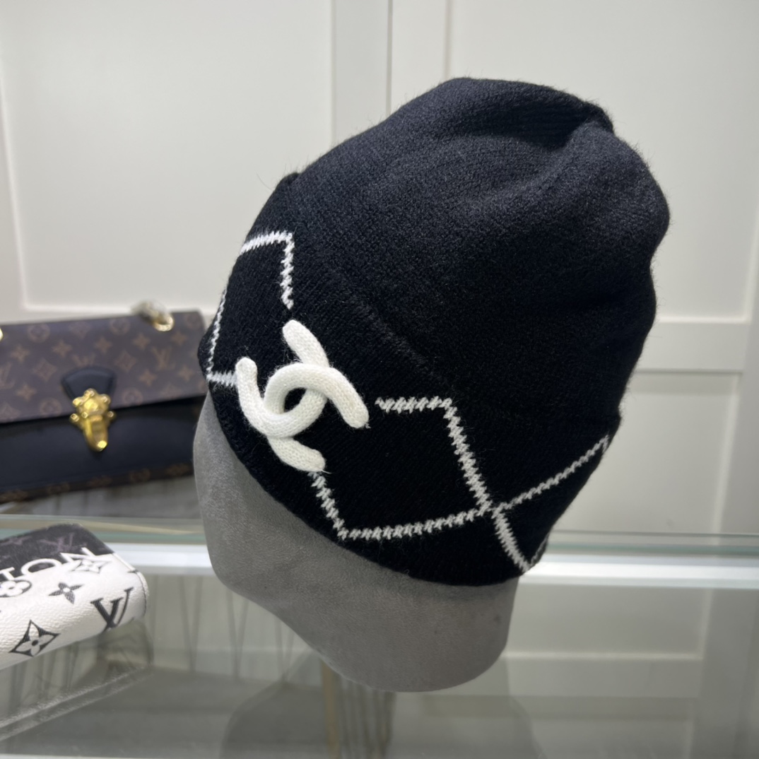 Chanel Knitted hat 115181