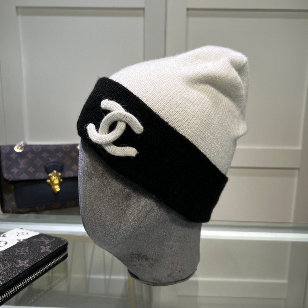 Chanel CC Knitted hat 115168