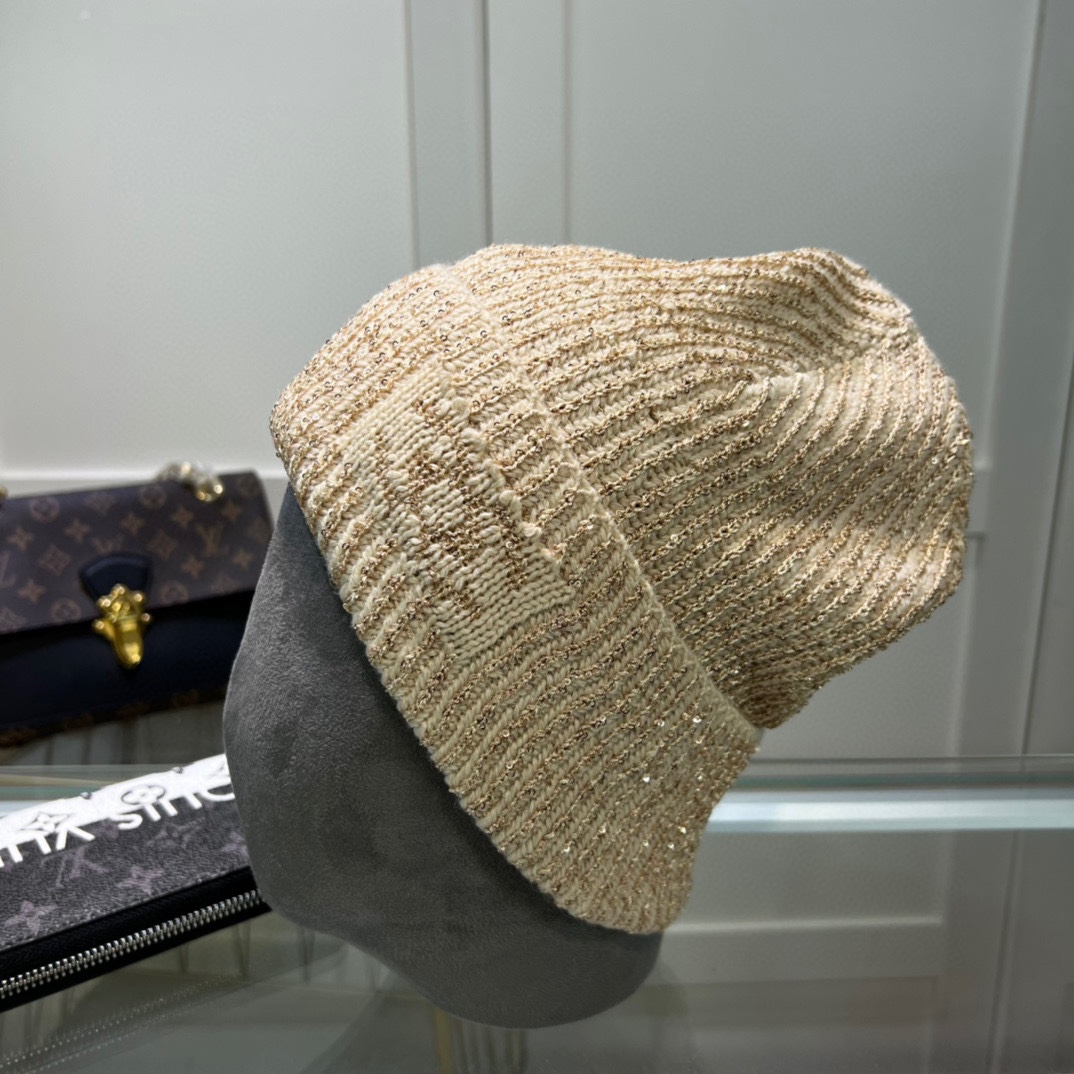 Chanel CC Knitted hat 115167