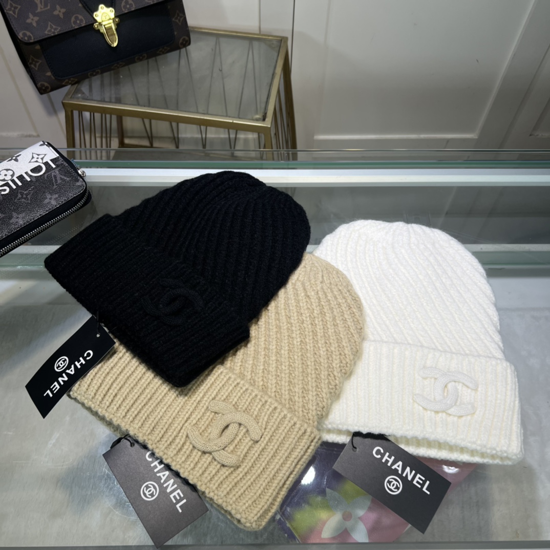 Chanel CC Knitted hat 115166