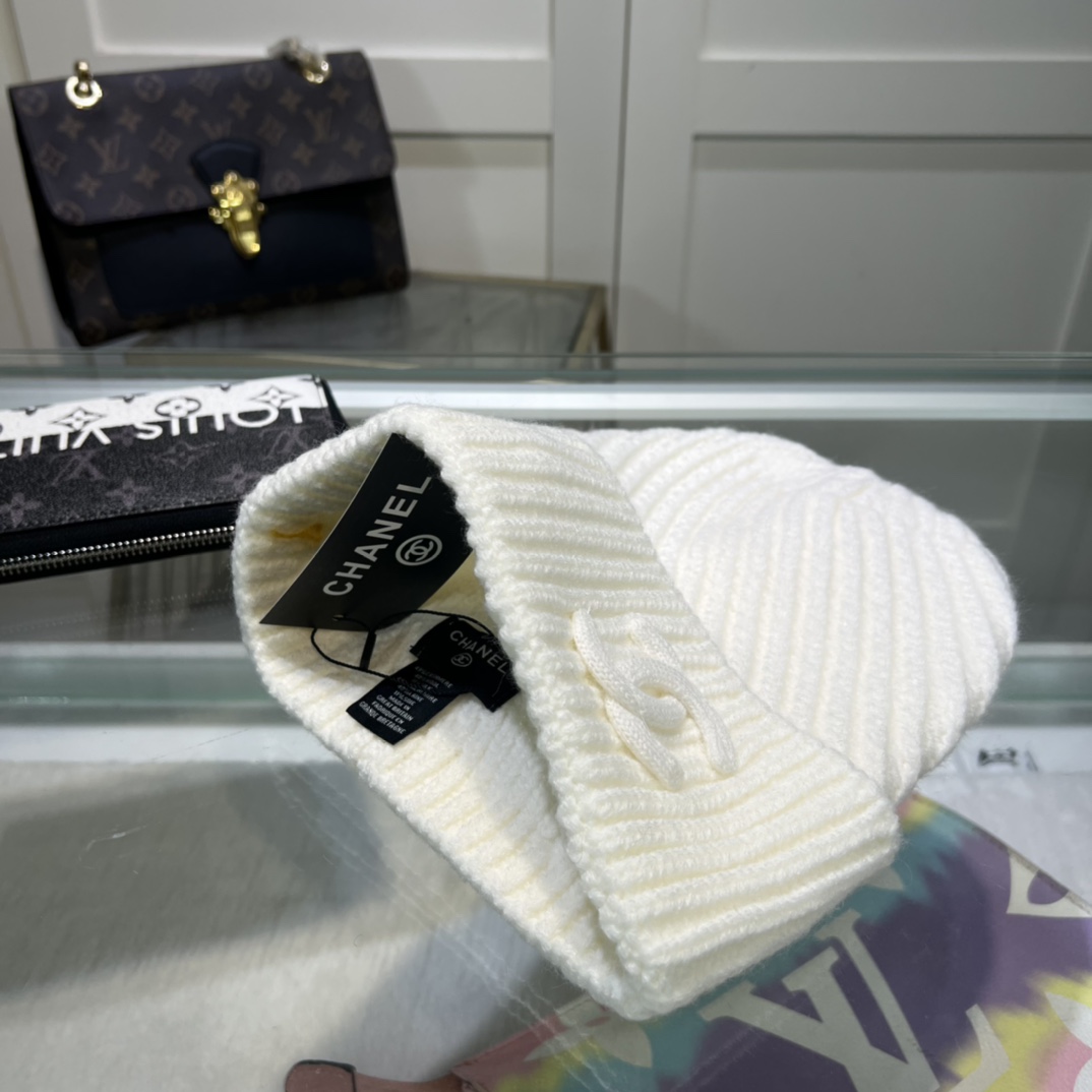 Chanel CC Knitted hat 115166