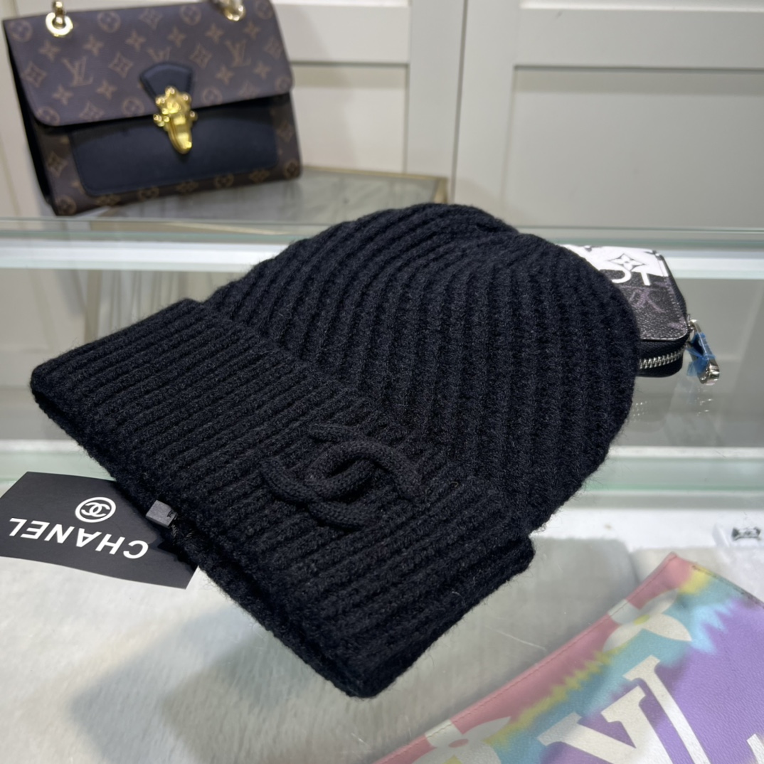 Chanel CC Knitted hat 115166