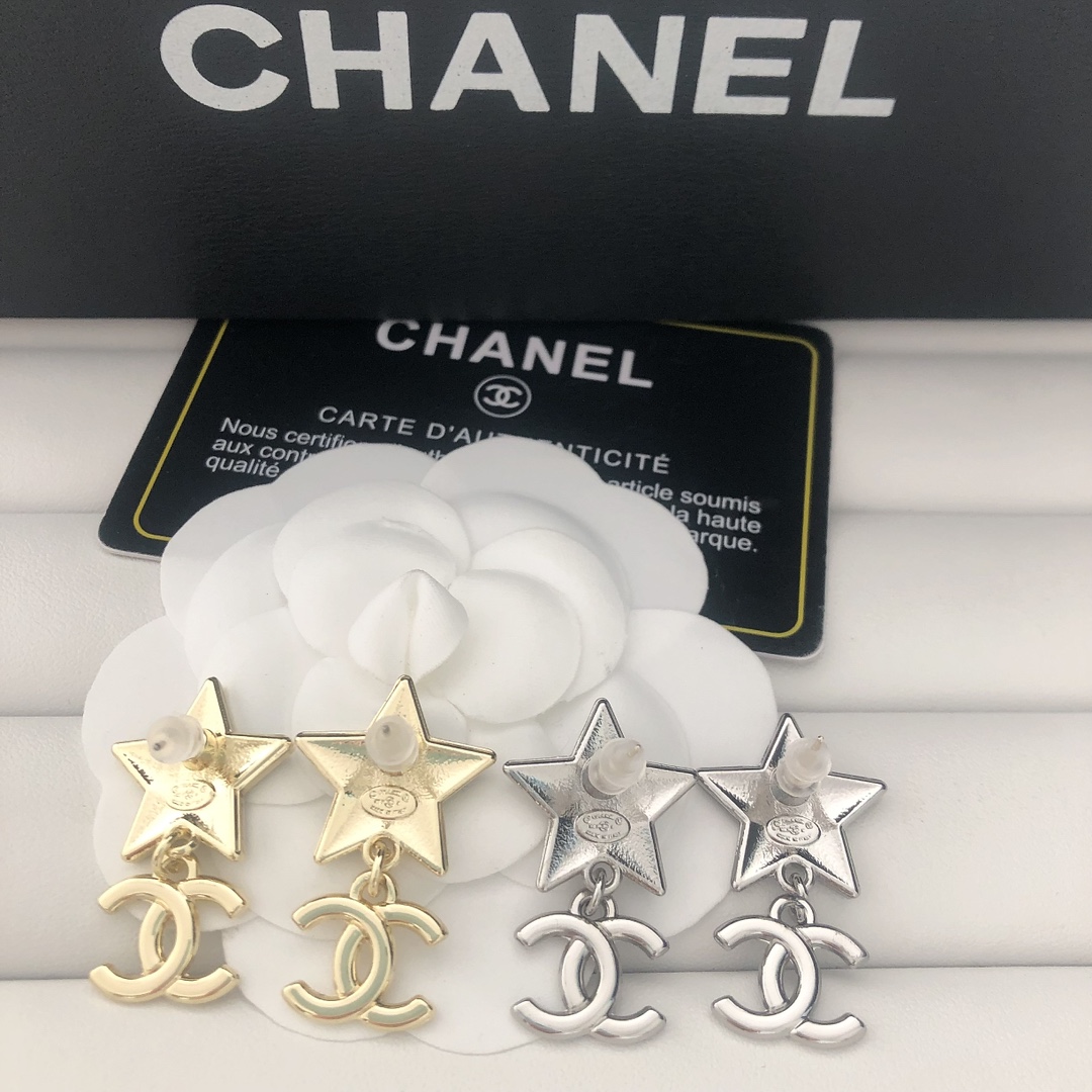 Chanel earrings 115204