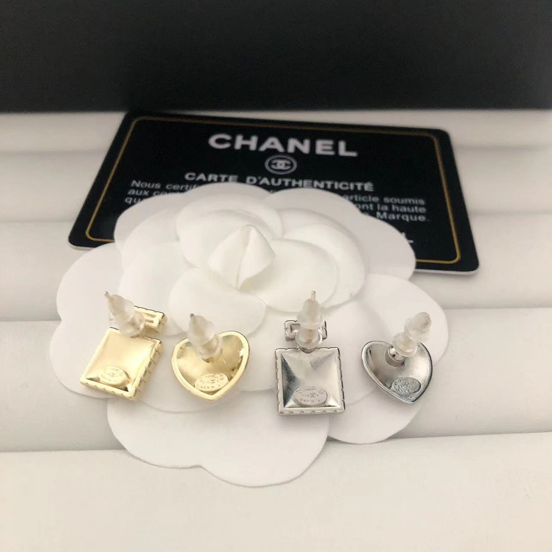 Chanel earrings 115202