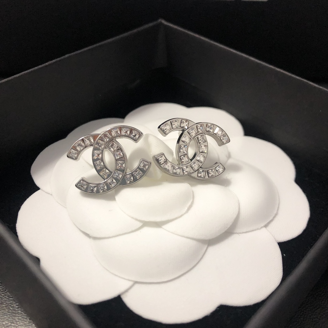 Chanel earrings CC 115199