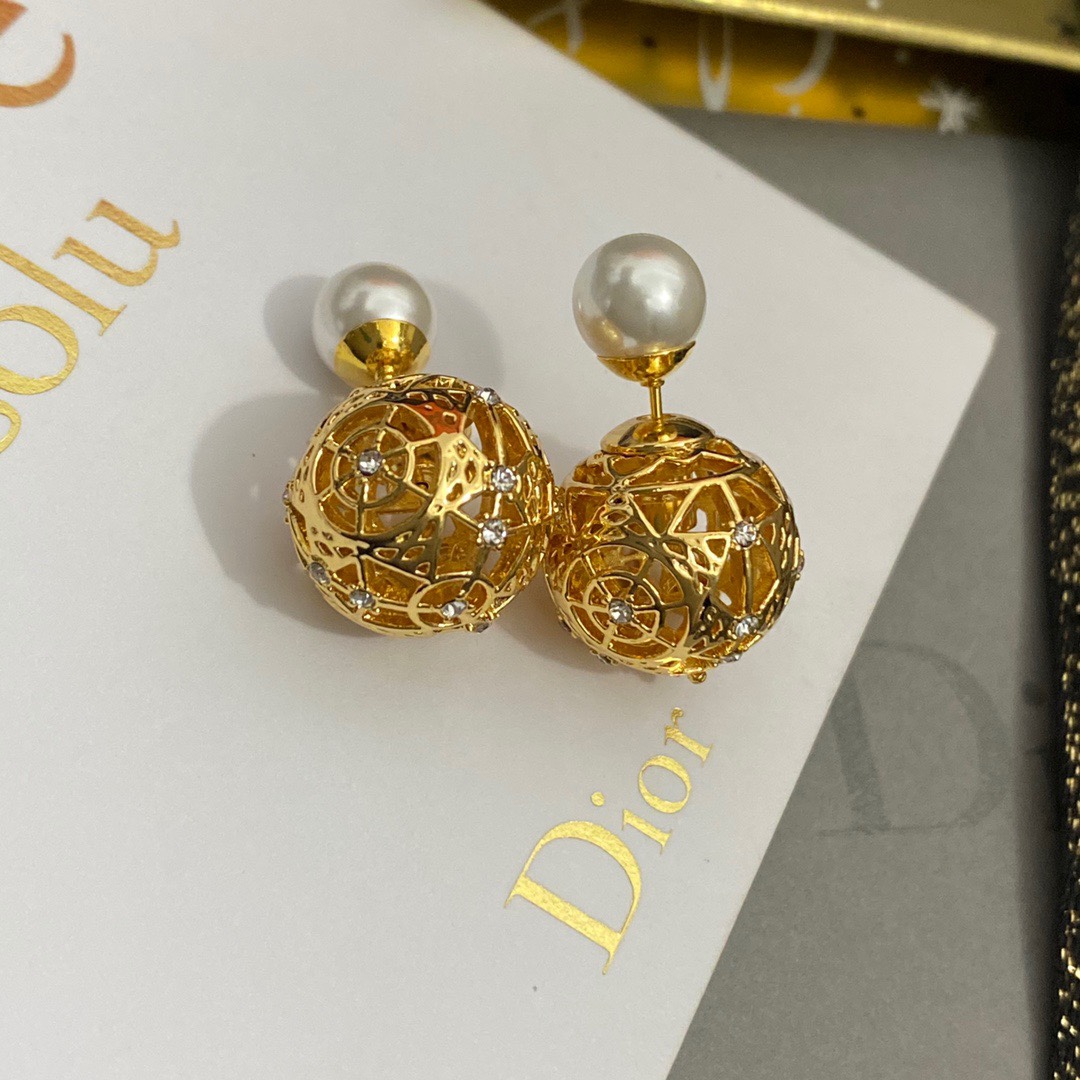 A1284 Dior earrings