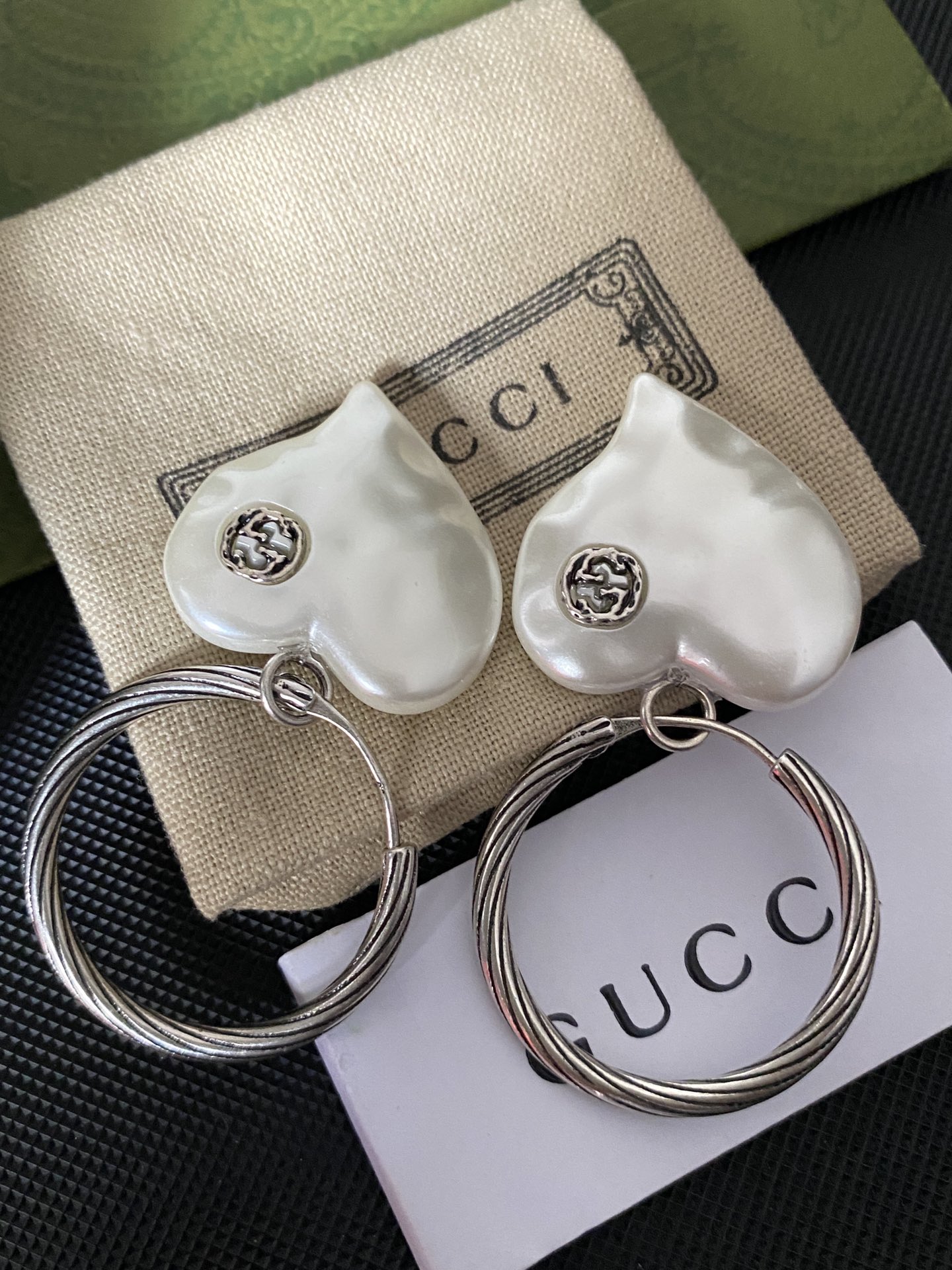 A686 Gucci heart earrings