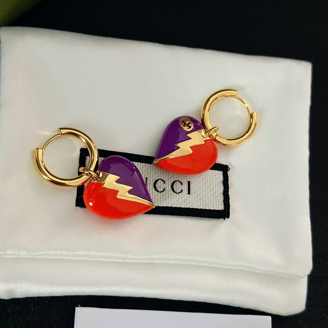 A415  Gucci earrings