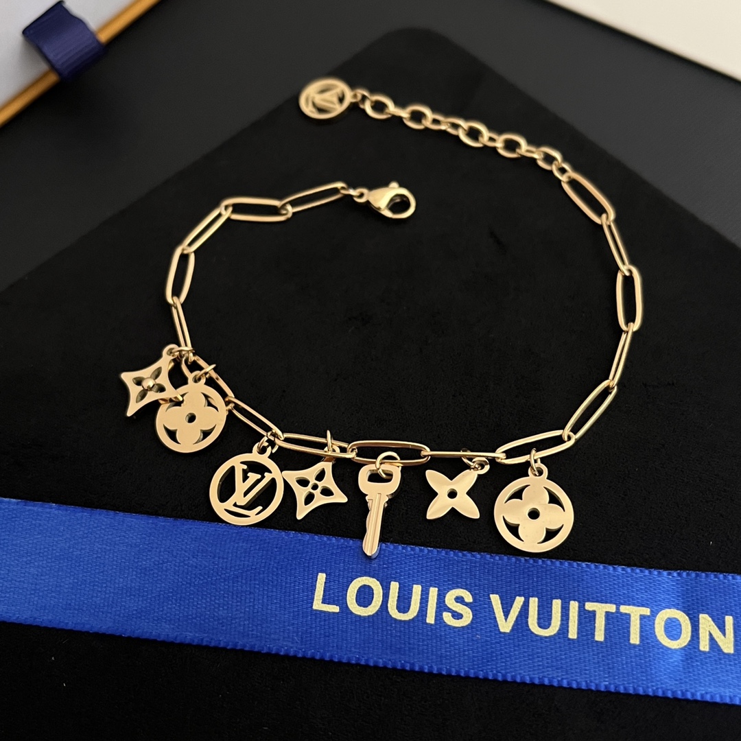 L162 LV Bracelet/Necklace