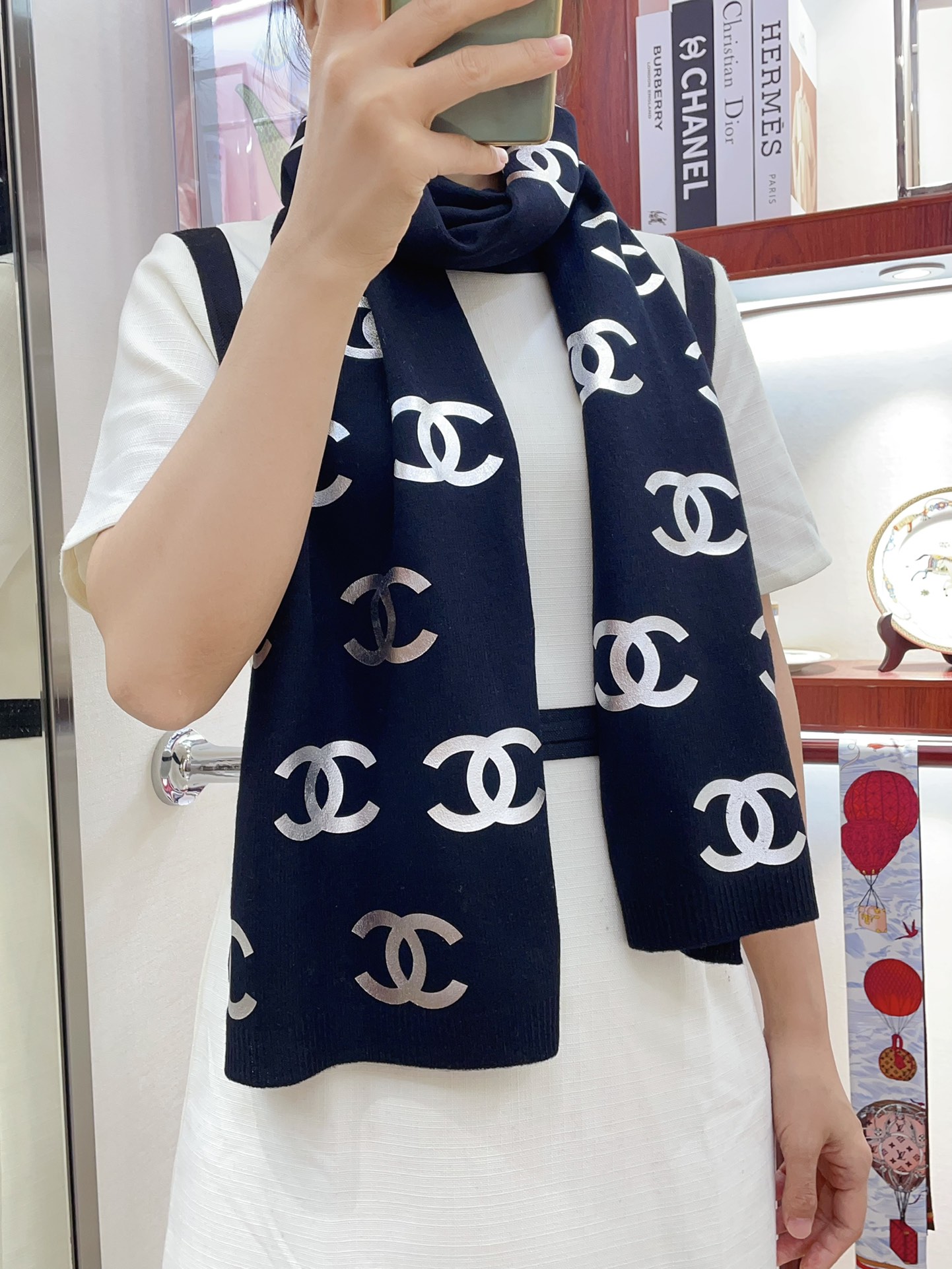 Chanel Long woof Scarf 115451