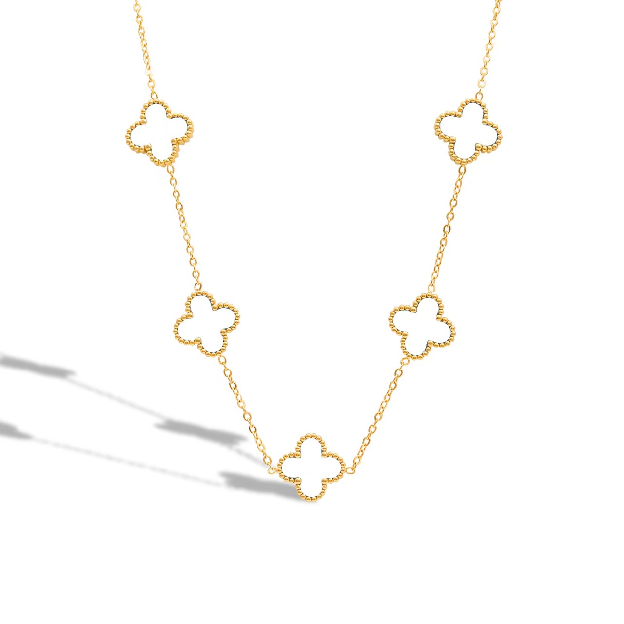 (No brand logo)VCA necklace