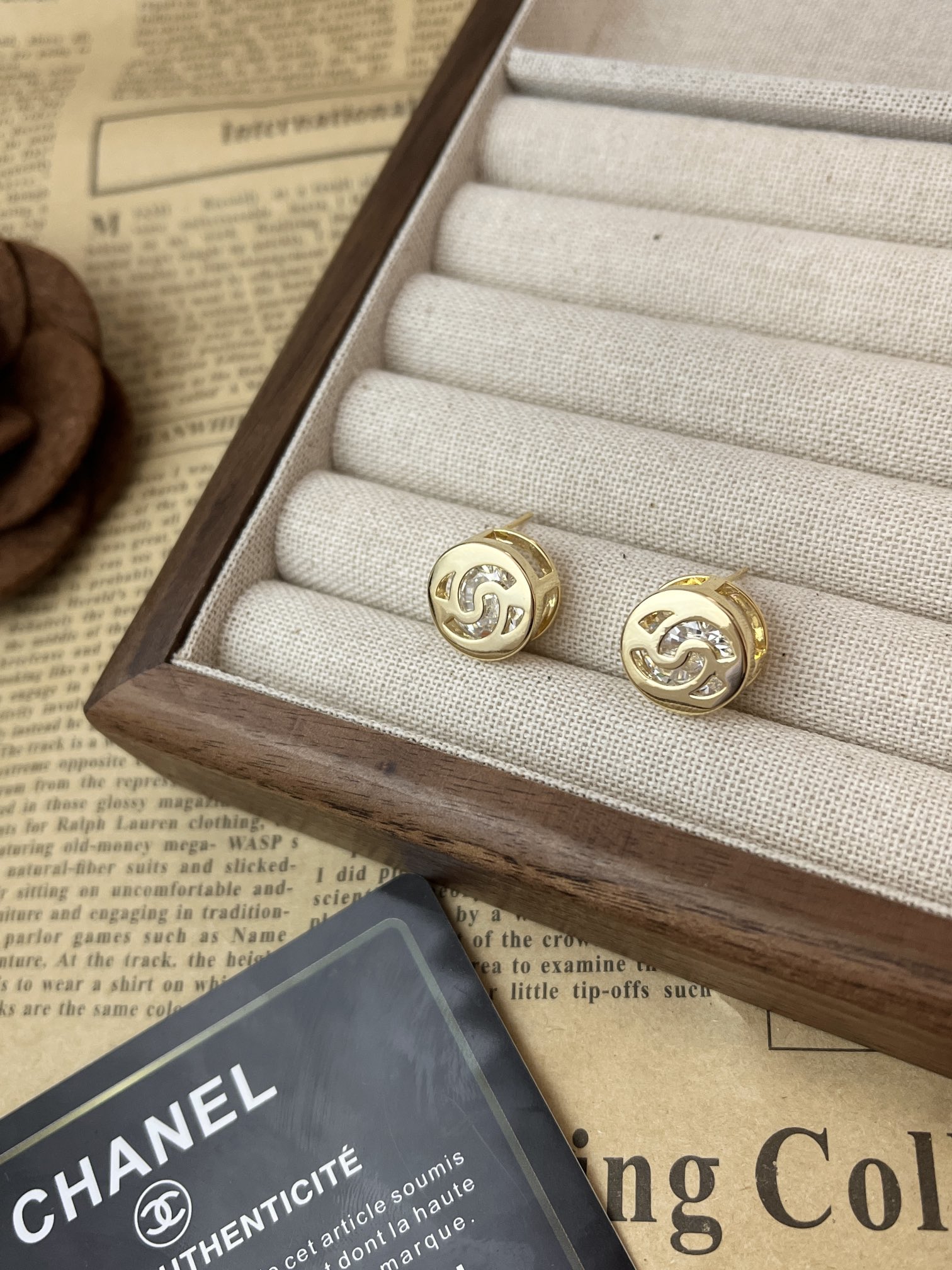 A1059 Chanel earrings