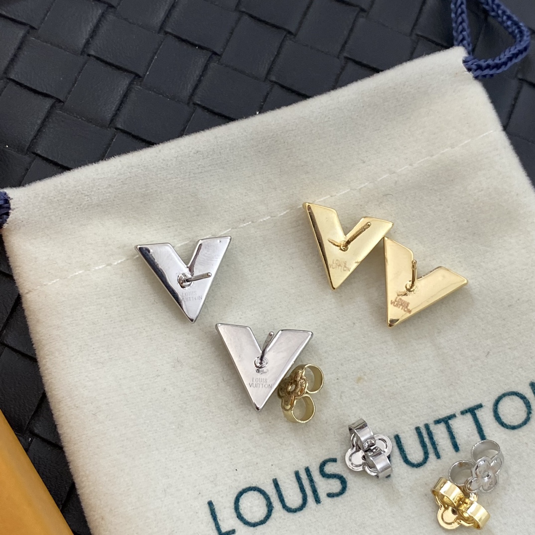 A1409 LV earrings