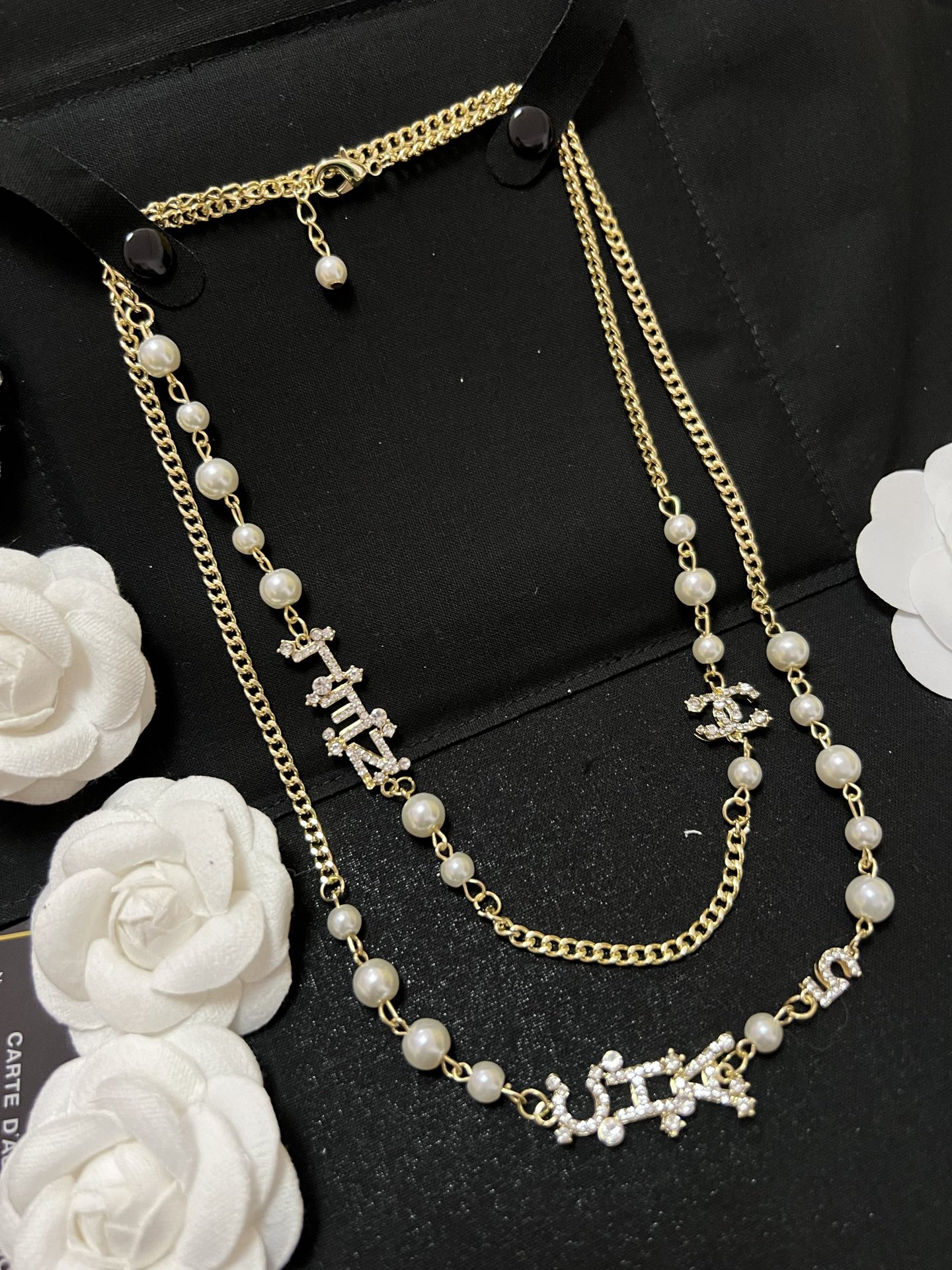 Chanel long necklace 115751