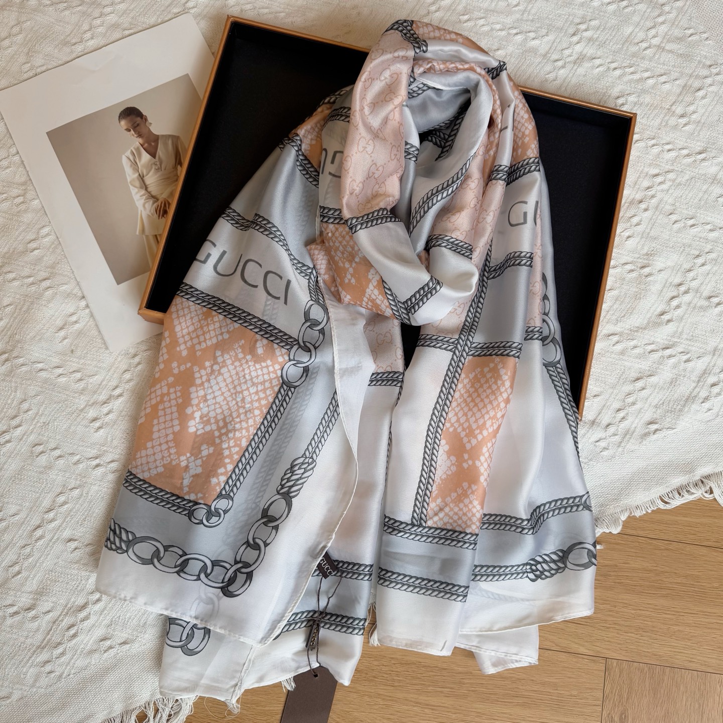 Gucci silk Scarf