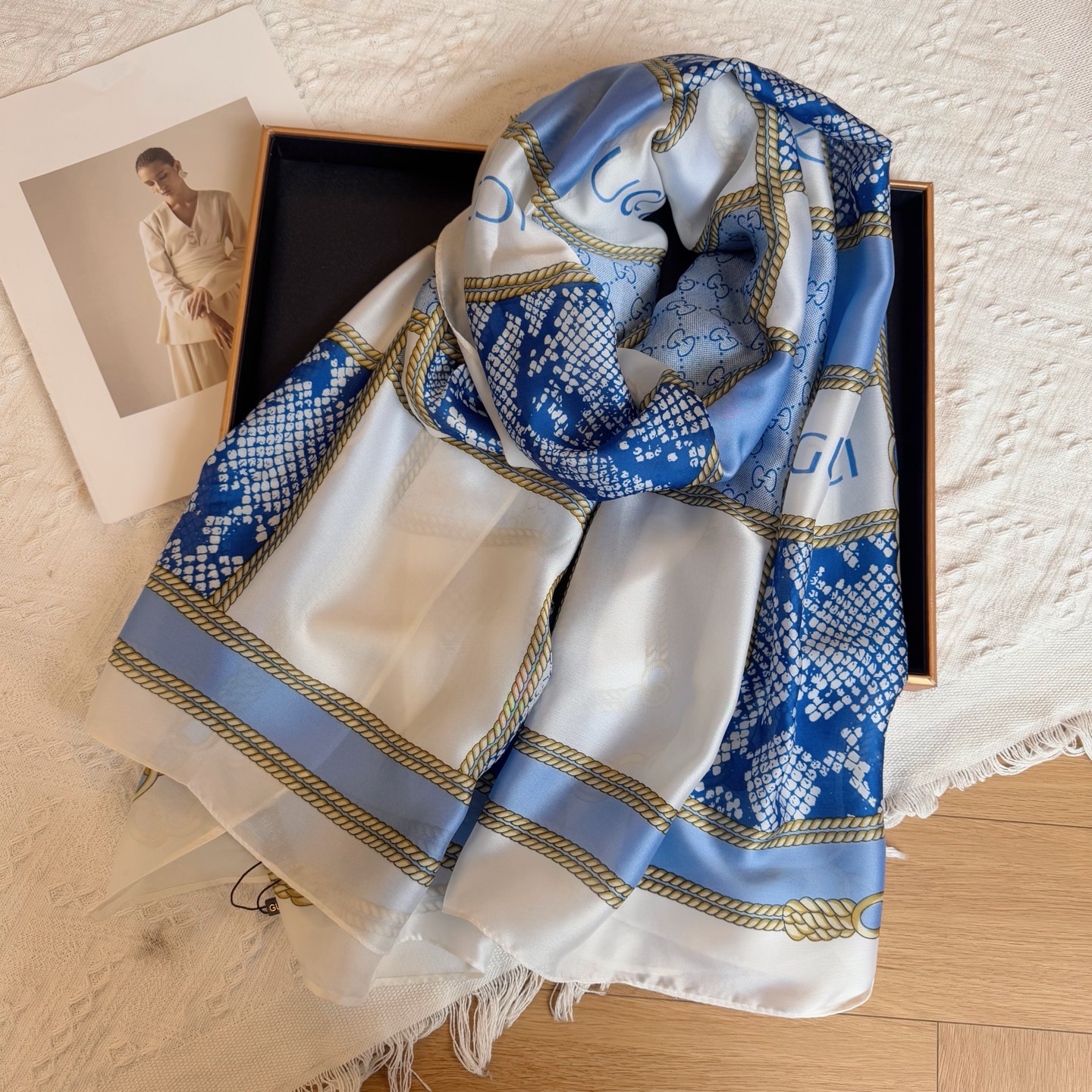 Gucci silk Scarf