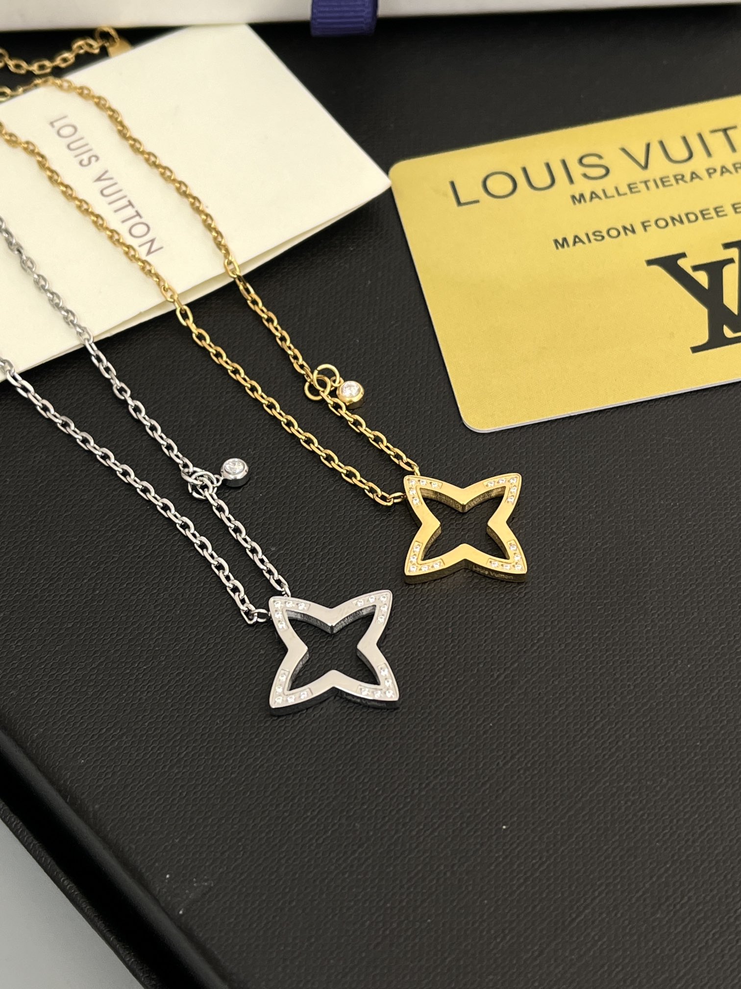 X647 LV Necklace