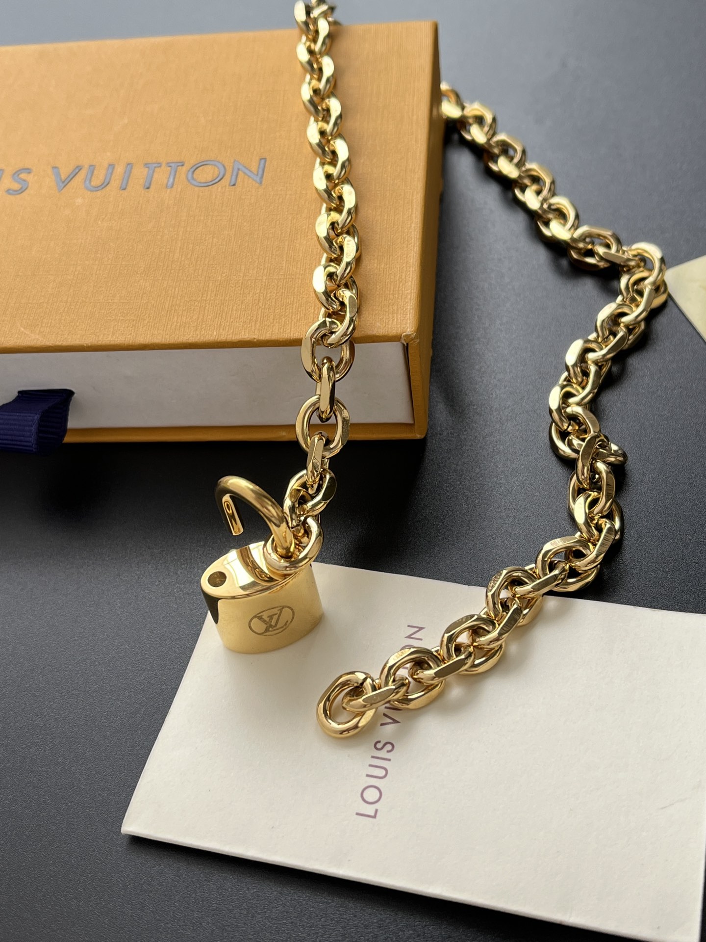 X649 LV Lock necklace