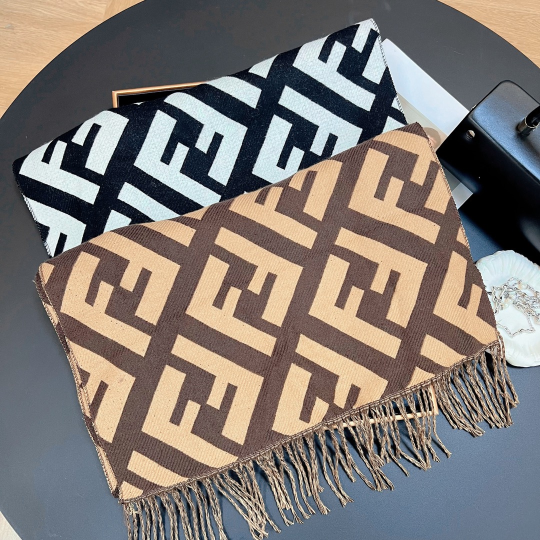 Fendi Long wool scarf