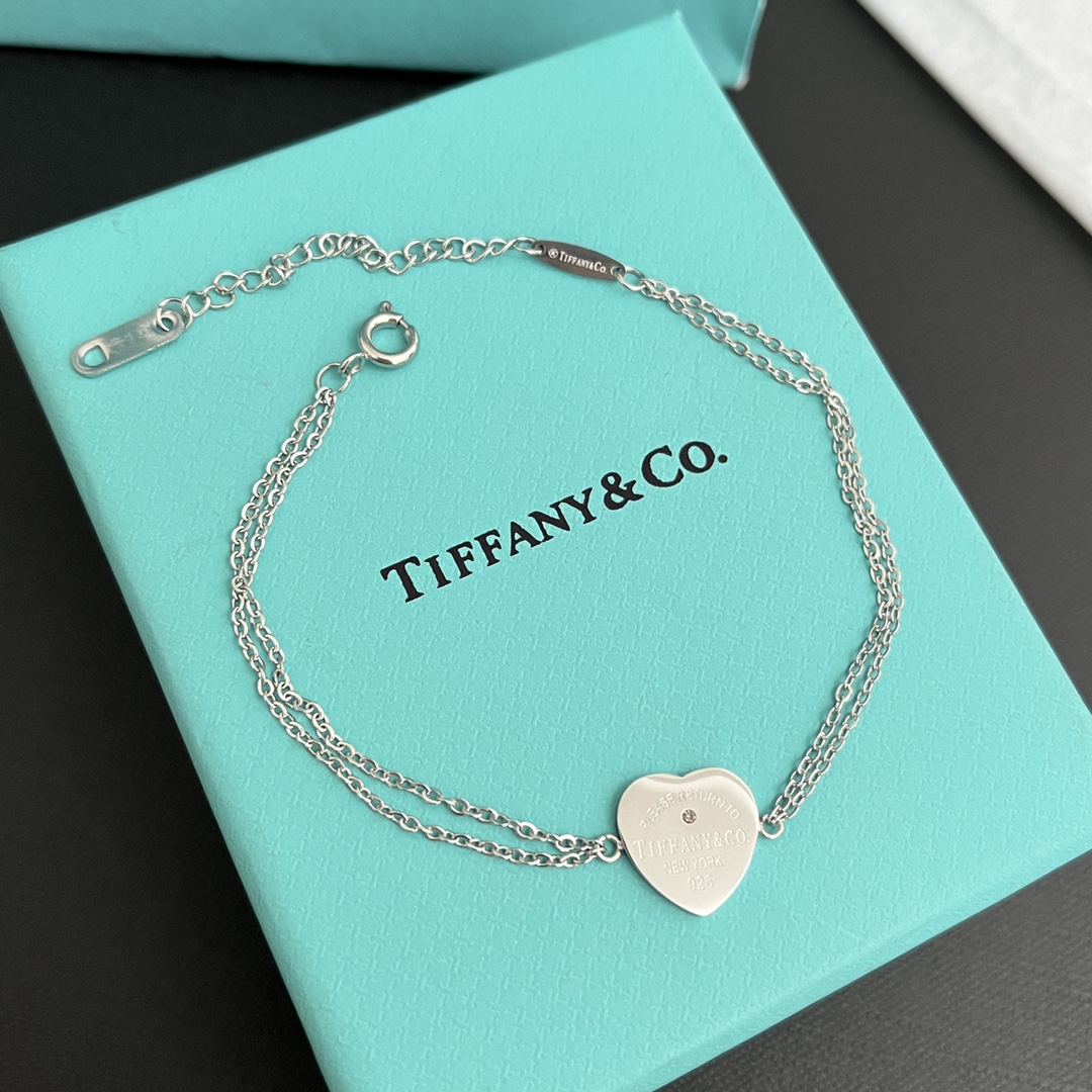 L163 Tiffany heart bracelet