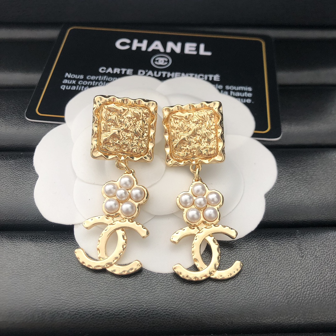 Chanel earrings 115334