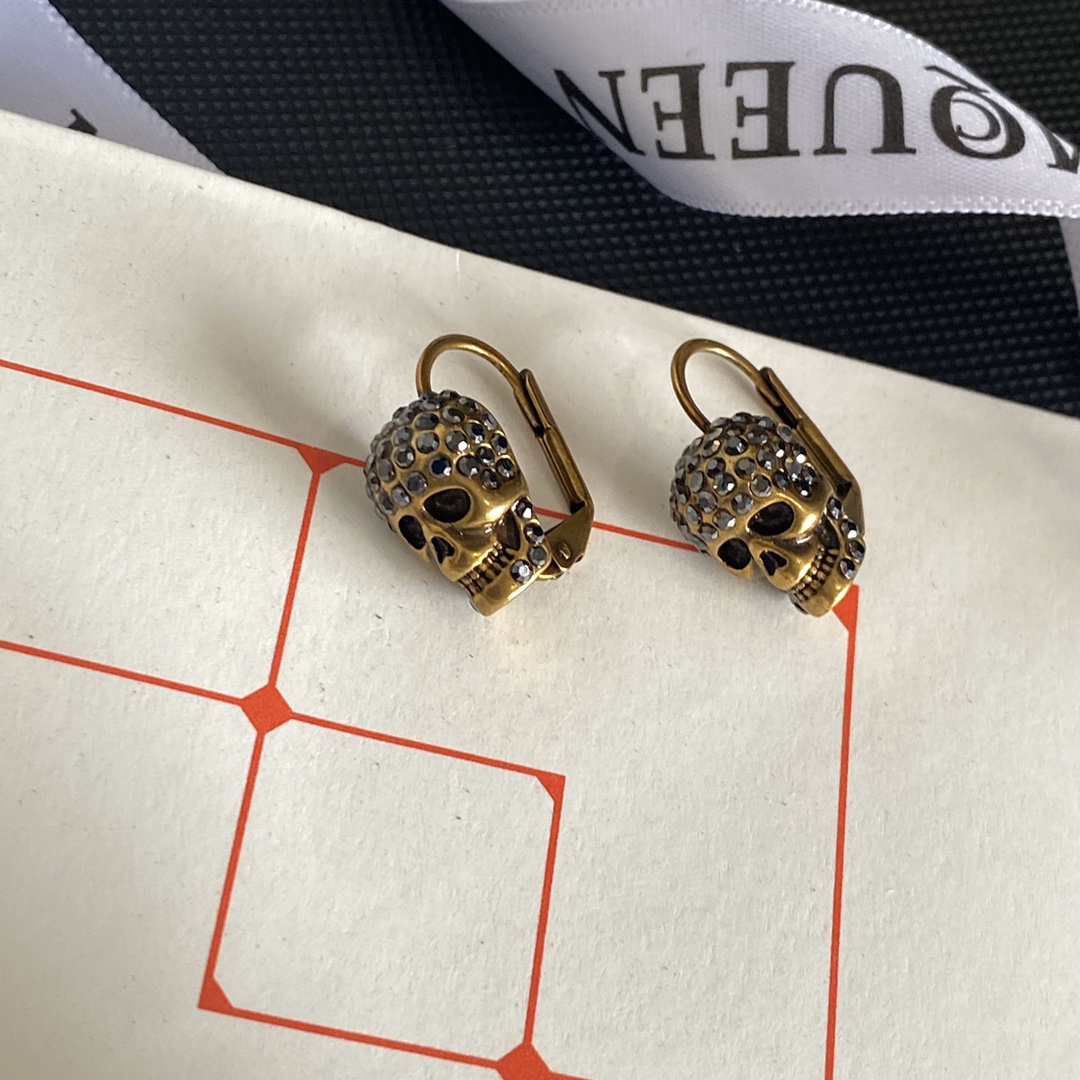 A558 Alexander McQueen earrings