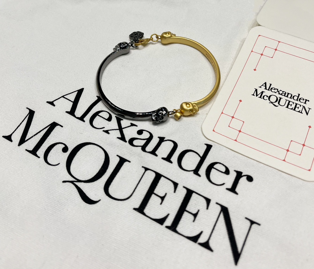 B815/B816 Alexander McQueen Bracelet