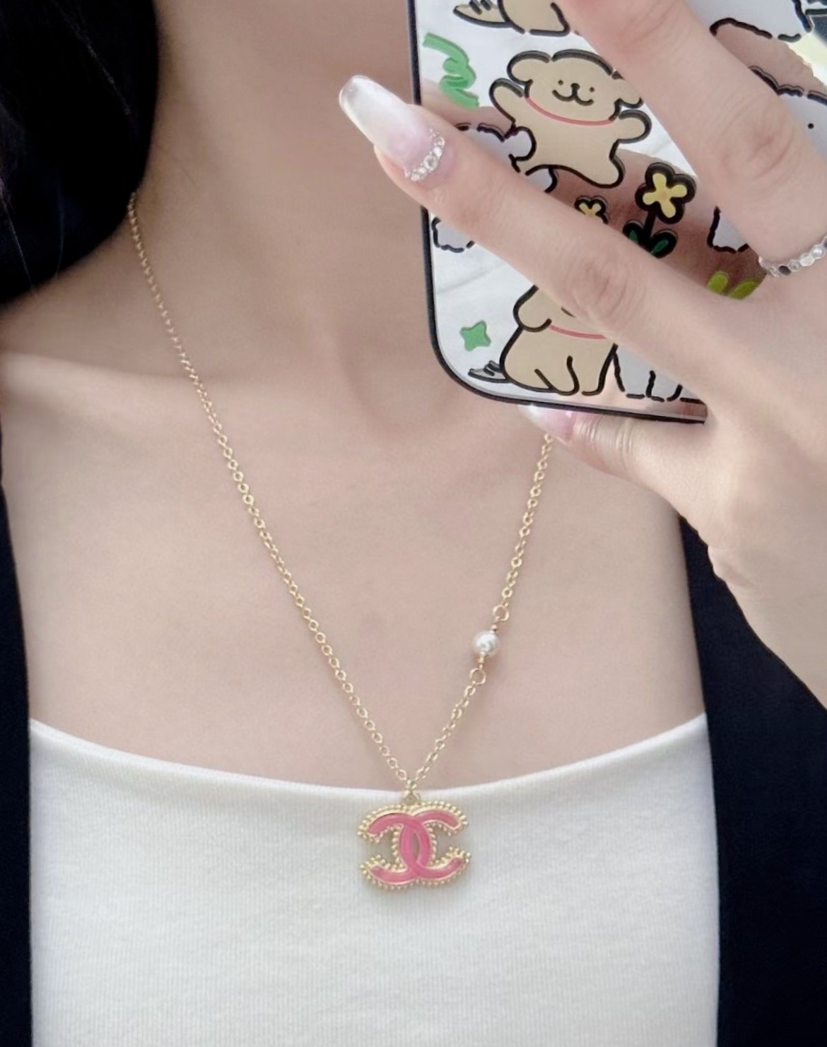 B571 Chanel Pink CC necklace