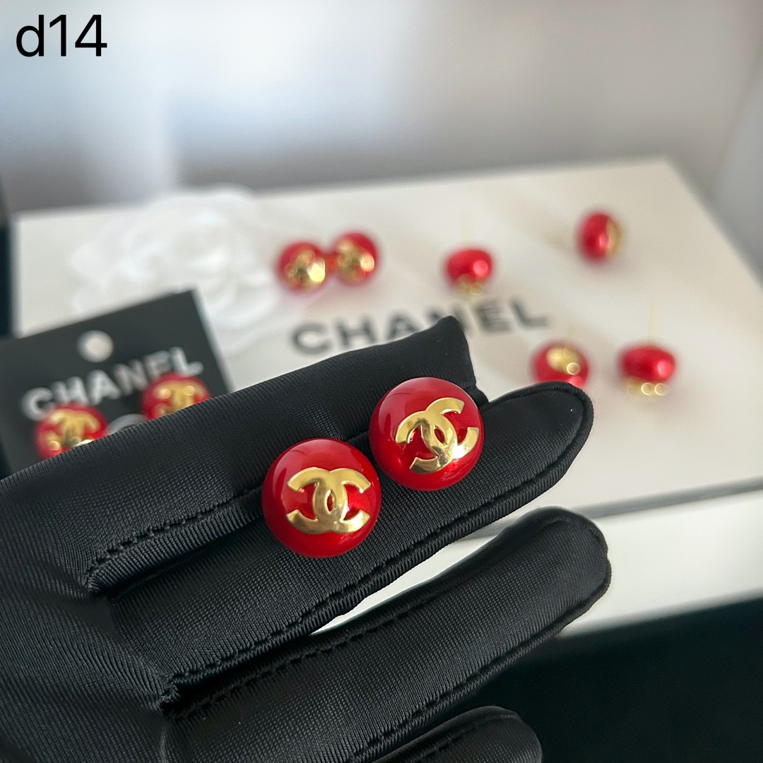 d14 Chanel red earrings