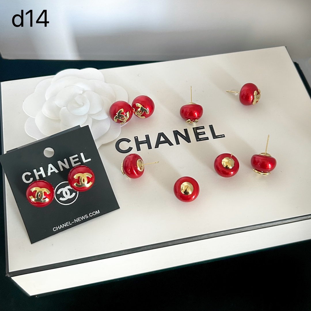 d14 Chanel red earrings