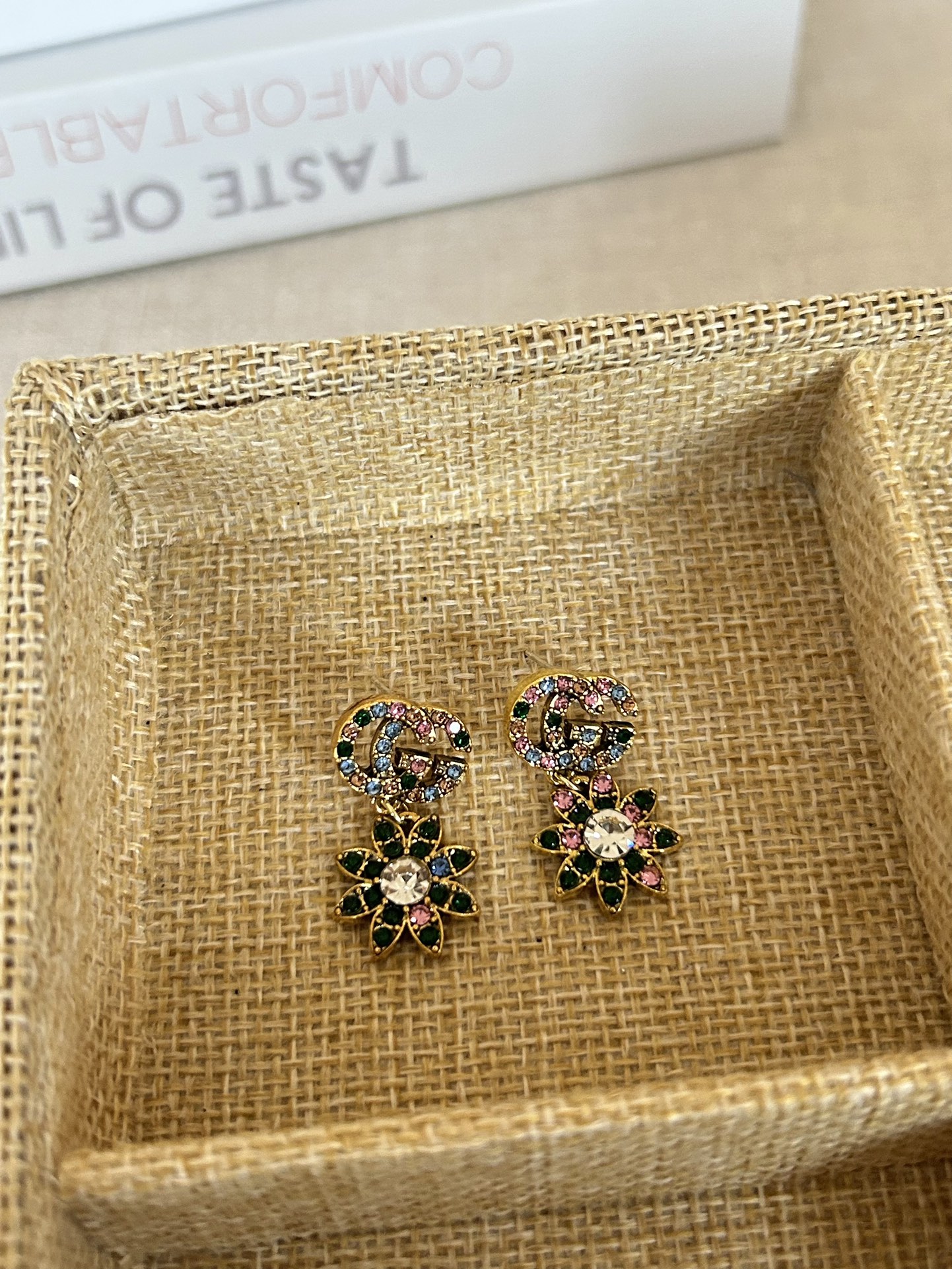 z27 Gucci GG earrings