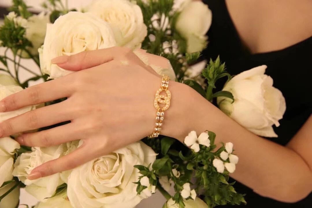 L193 Chanel Crystal Bracelet