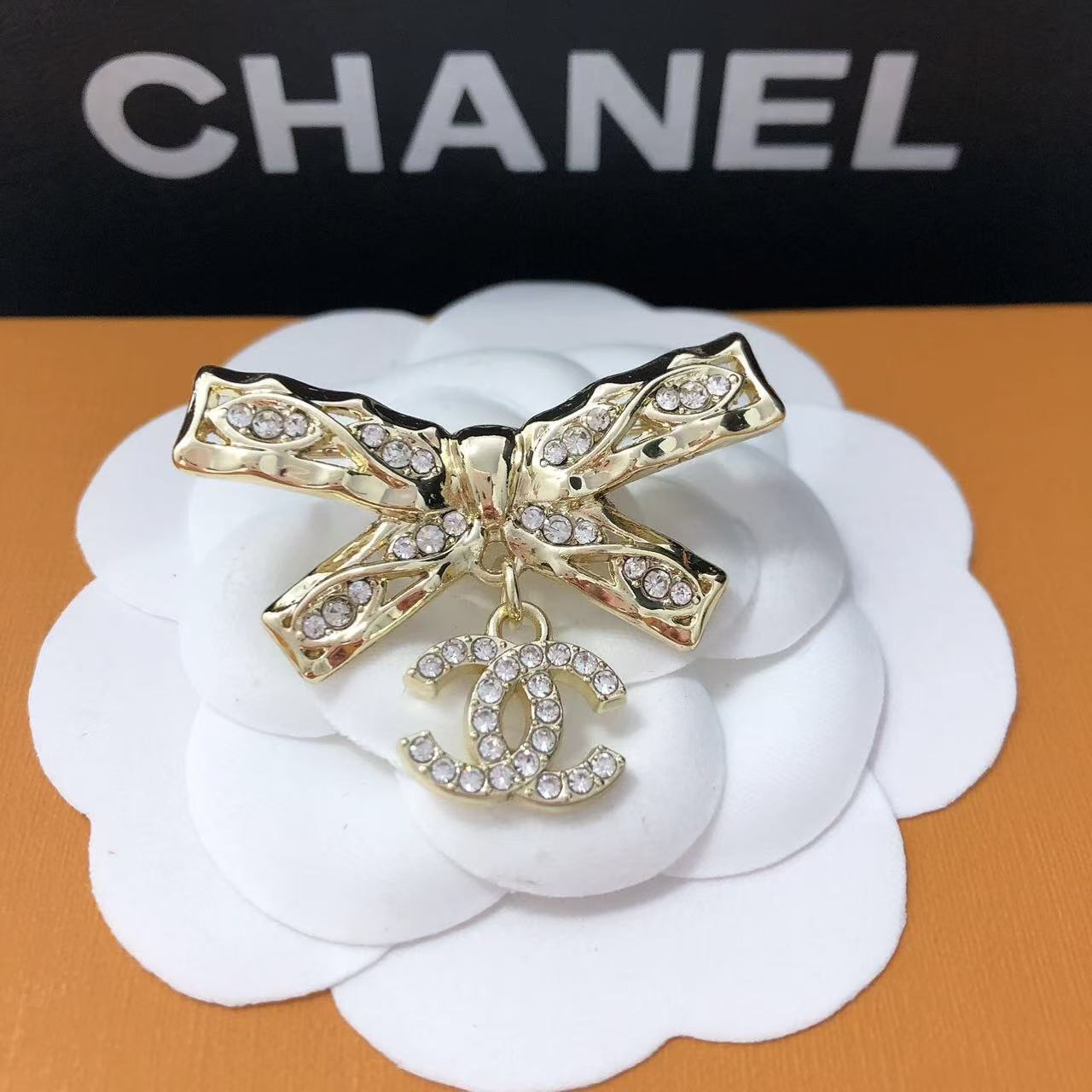 Chanel bowknot brooch 116398